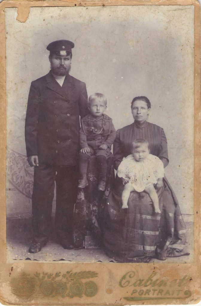 Фотография из музея ст. Новомышастовской